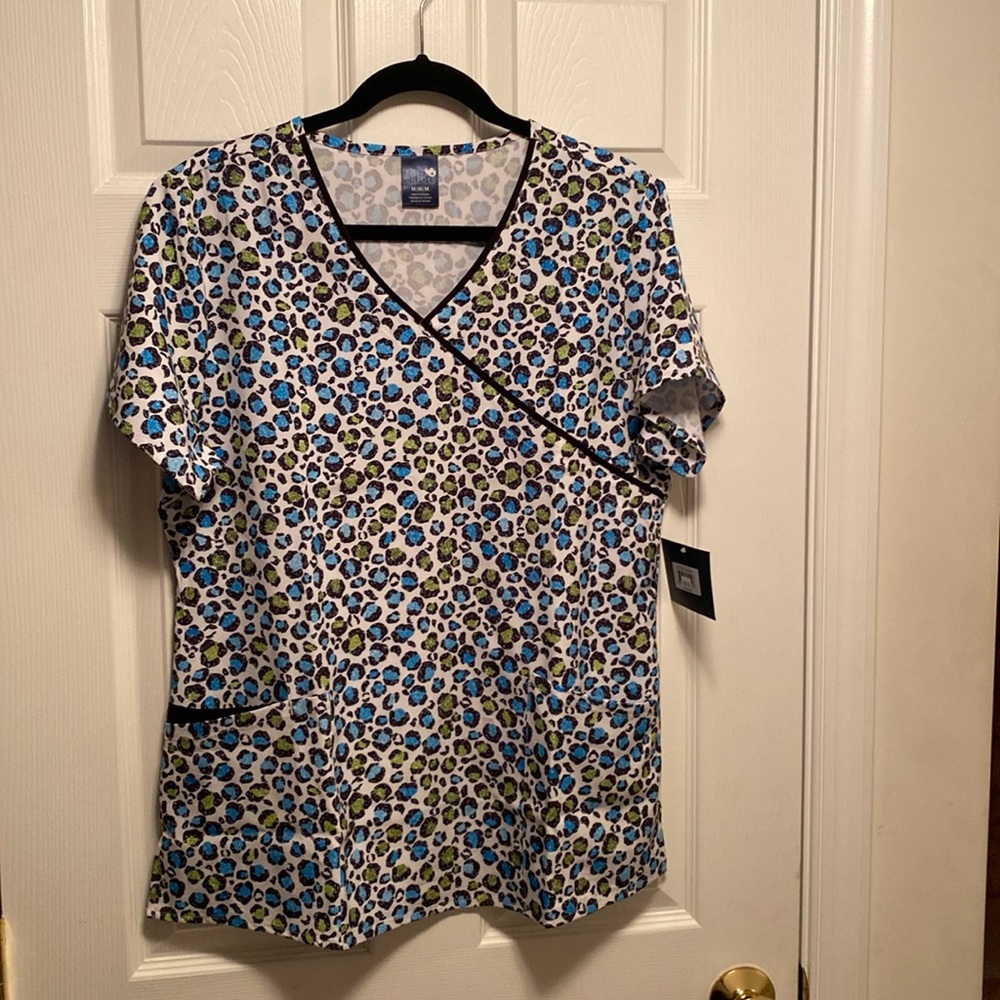 Brand New Scrub Set… - Picture 2 of 12